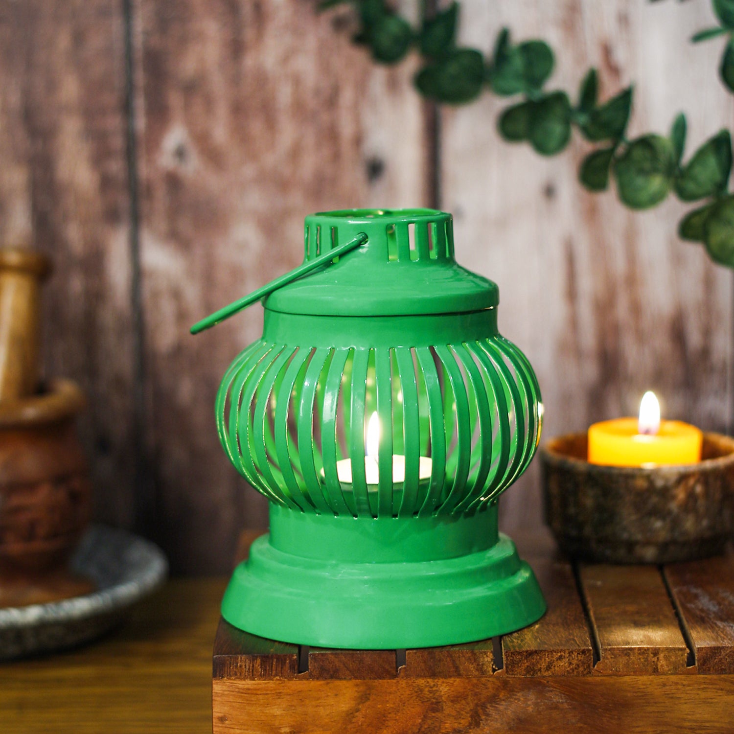 Stylish Green Hanging Lantern