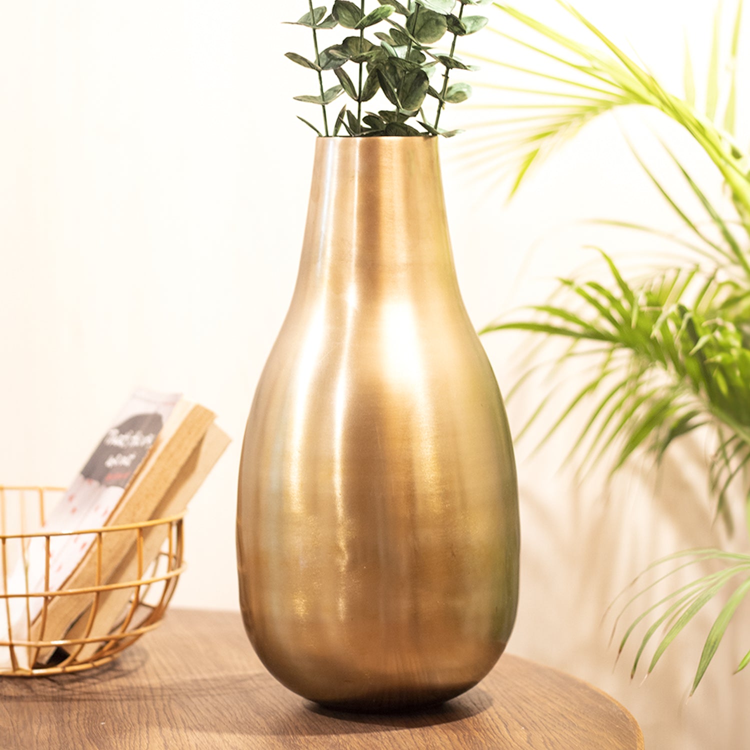 VON CASA Gold Bottle Flower Vase