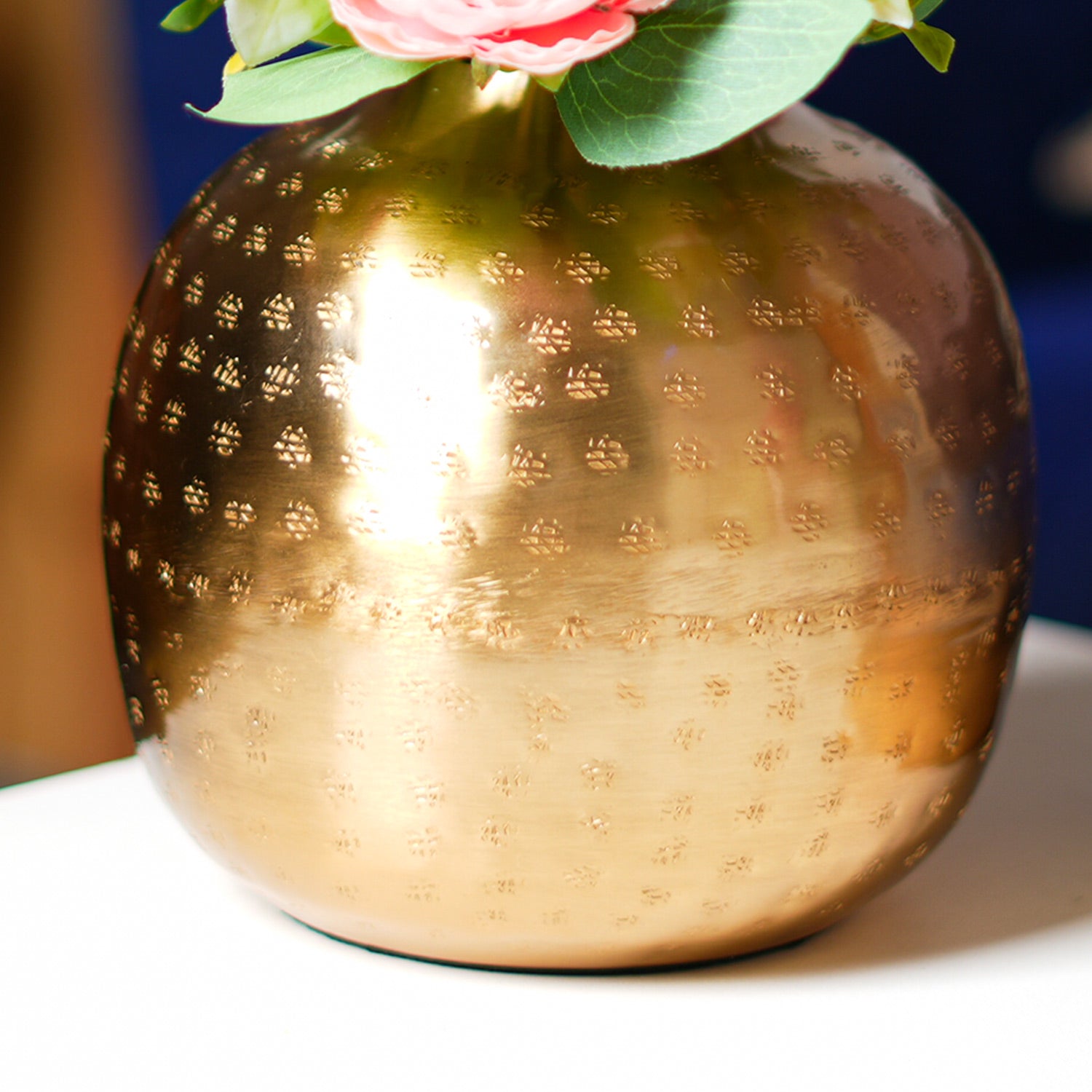 Decorative Golden Hammered Vase - Matka Shape