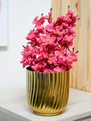 Ribbed Metal Vase - Golden - MARKET99