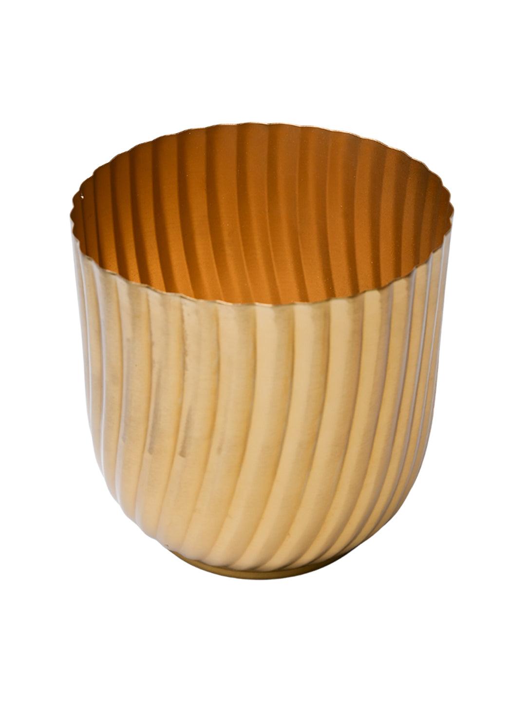 Ribbed Flower Vase - Golden & Metal - MARKET99