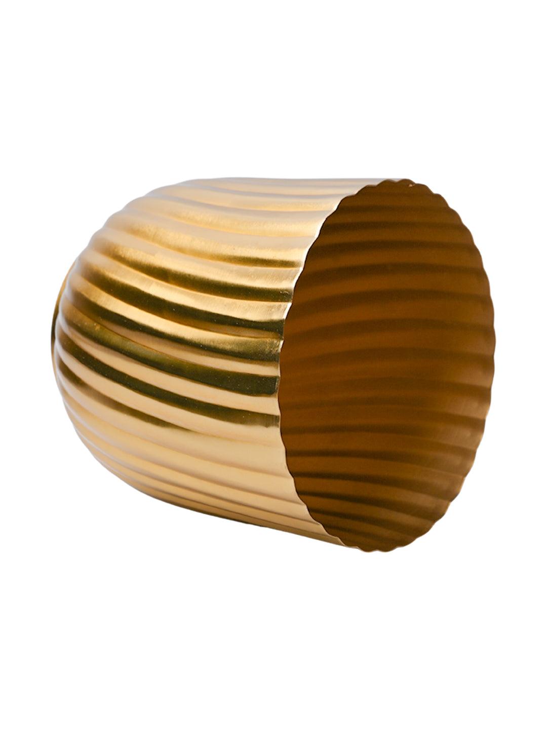 Ribbed Flower Vase - Golden & Metal - MARKET99
