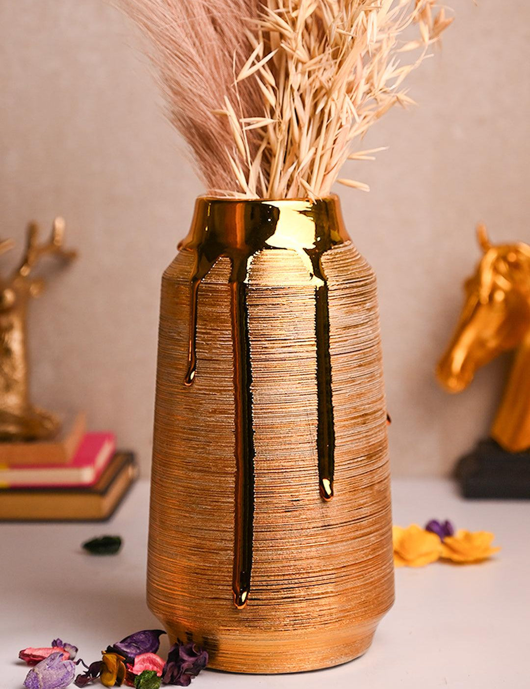 Stylish Golden Ceramic Vase - MARKET99