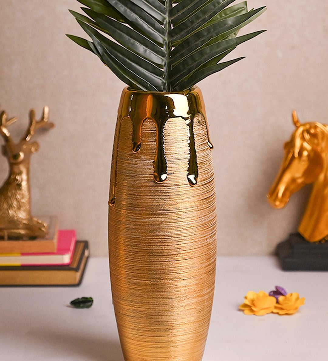 Stylish Golden Ceramic Vase - MARKET99