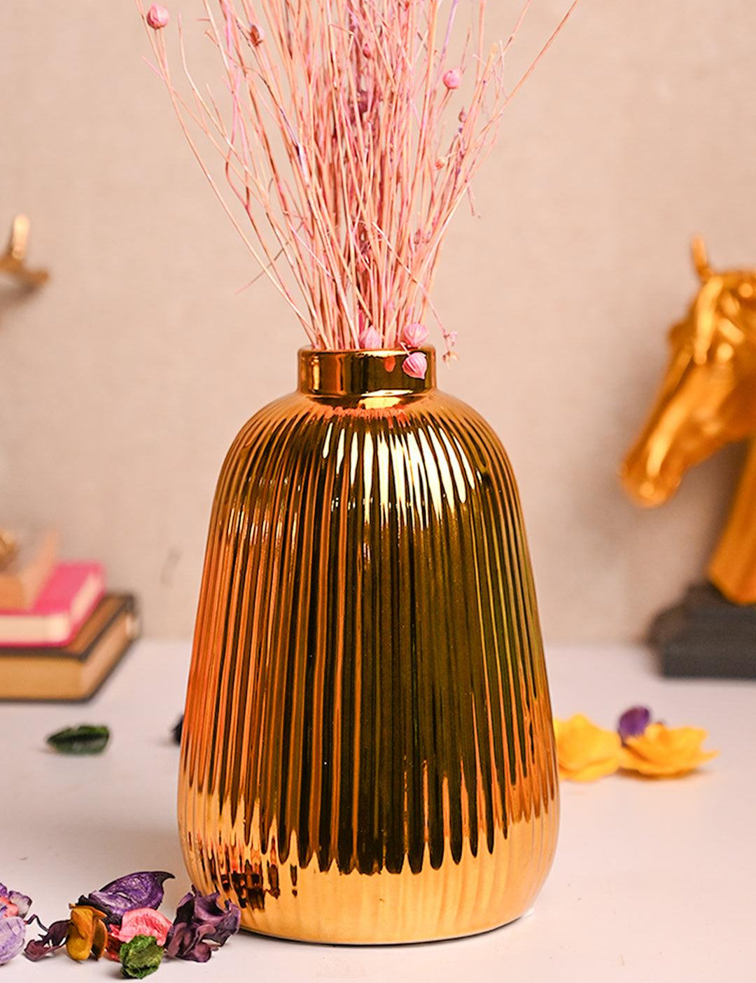 Stylish Golden Ceramic Vase - MARKET99