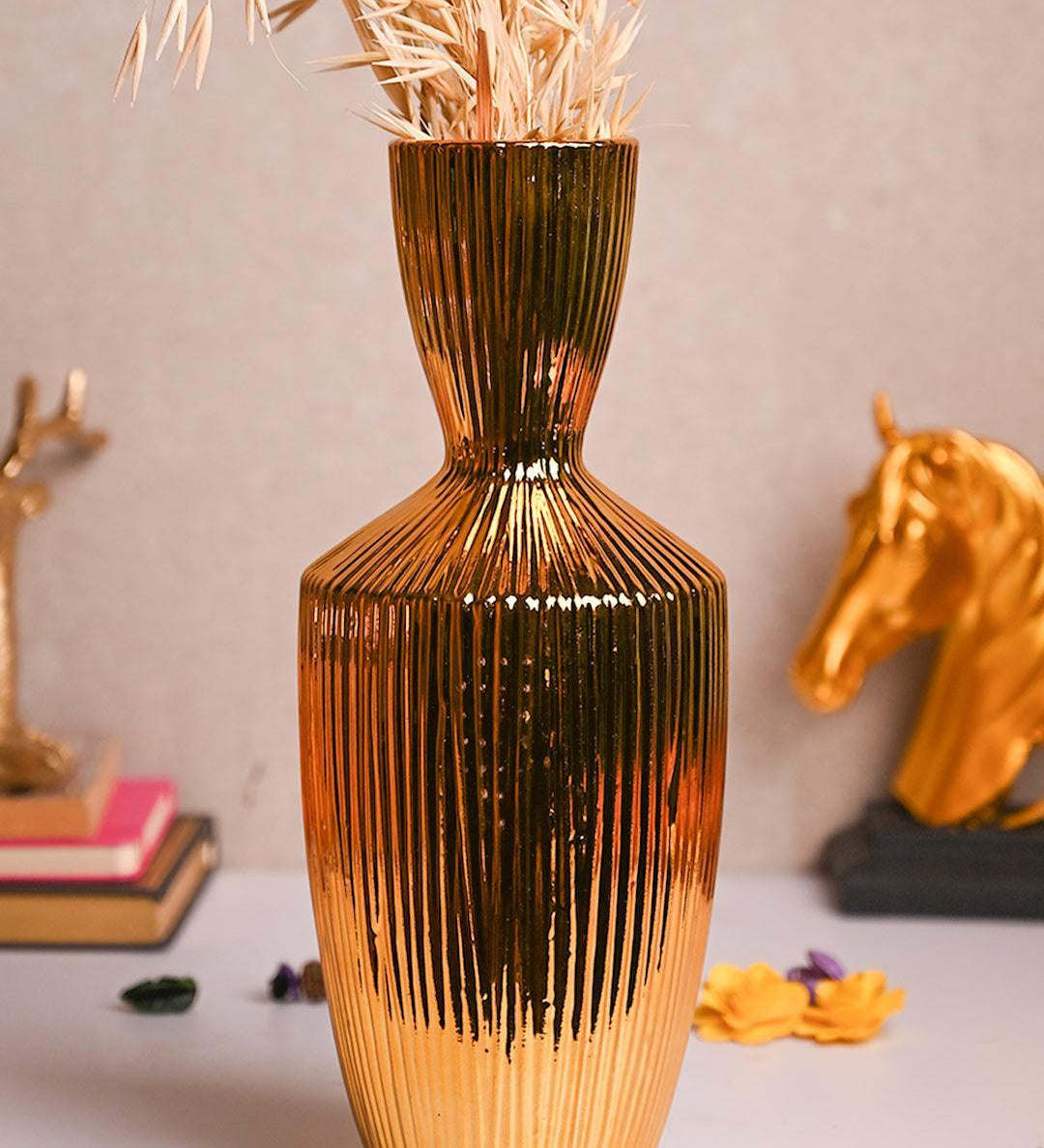 Stylish Golden Ceramic Vase - MARKET99