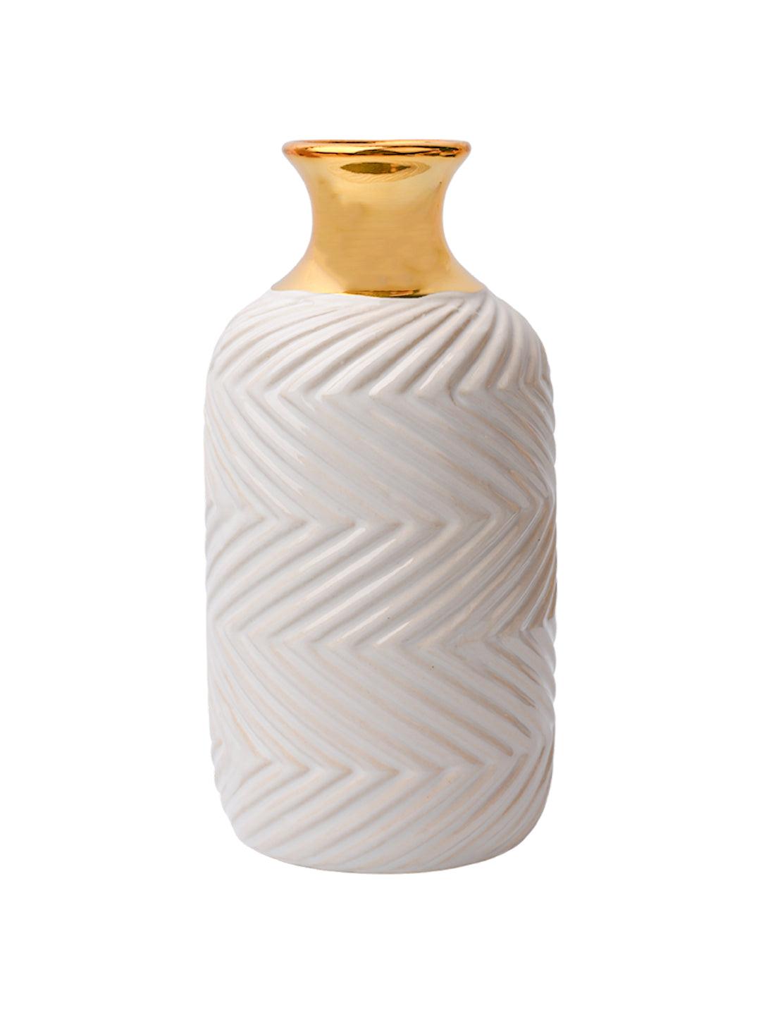 Stylish White Ceramic Vase - MARKET99