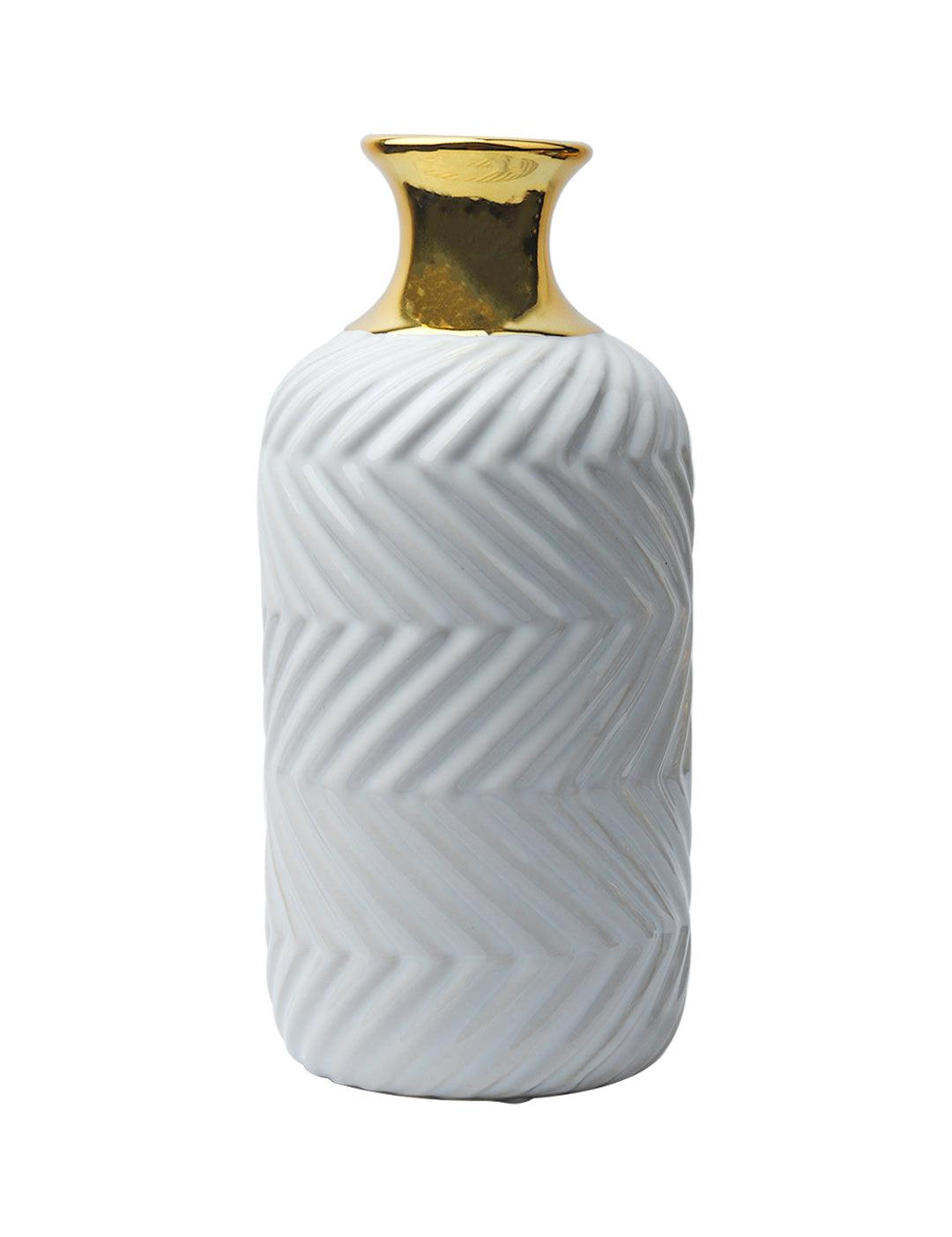 Stylish White Ceramic Vase - MARKET99