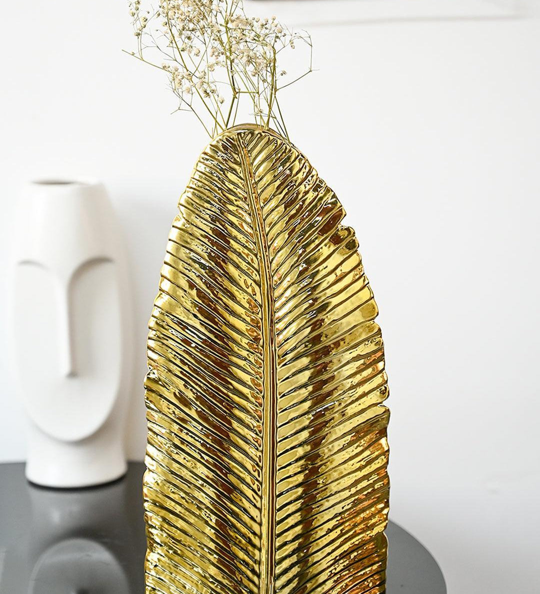 Stylish Golden Leaf Ceramic Vase - MARKET99
