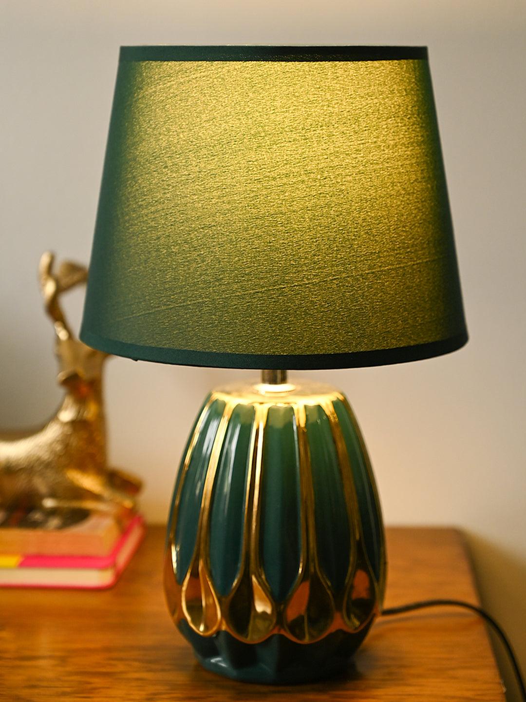 Stylish Green Shade Table Lamp - MARKET99