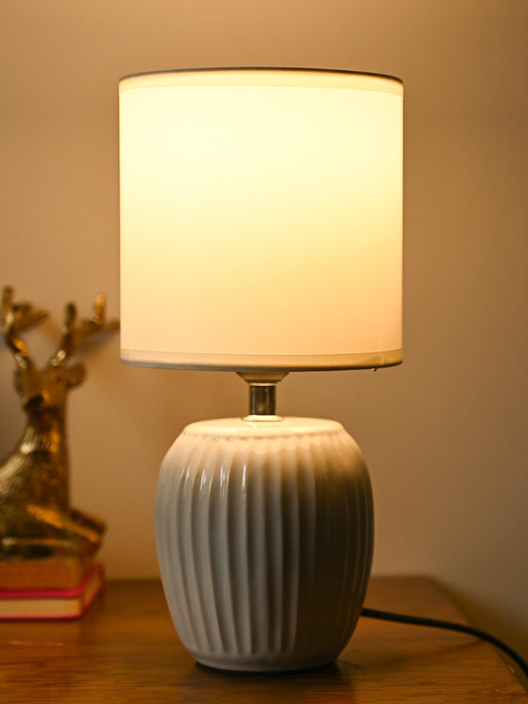 Stylish White Table Lamp - MARKET99