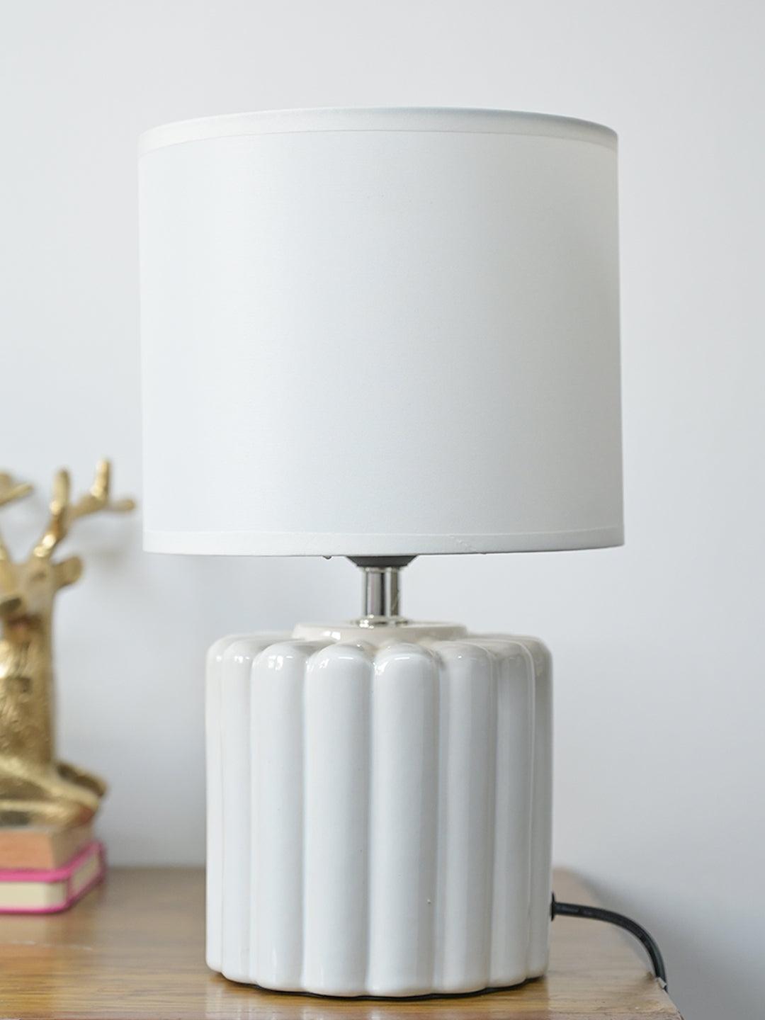 Stylish White Table Lamp - MARKET99