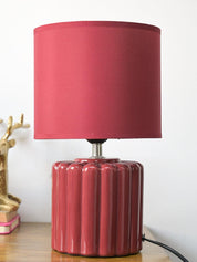 Stylish Red Table Lamp - MARKET99