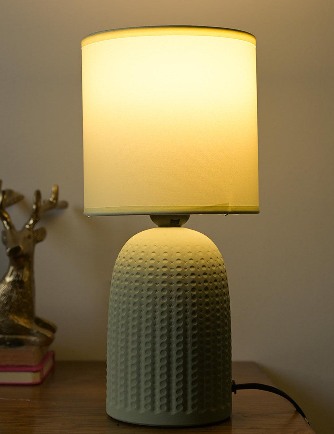 Stylish Pastel-Green Table Lamp - MARKET99