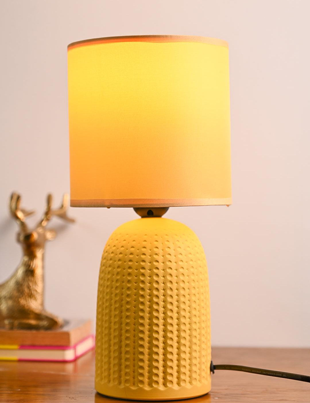 Stylish Light-Yellow Table Lamp - MARKET99