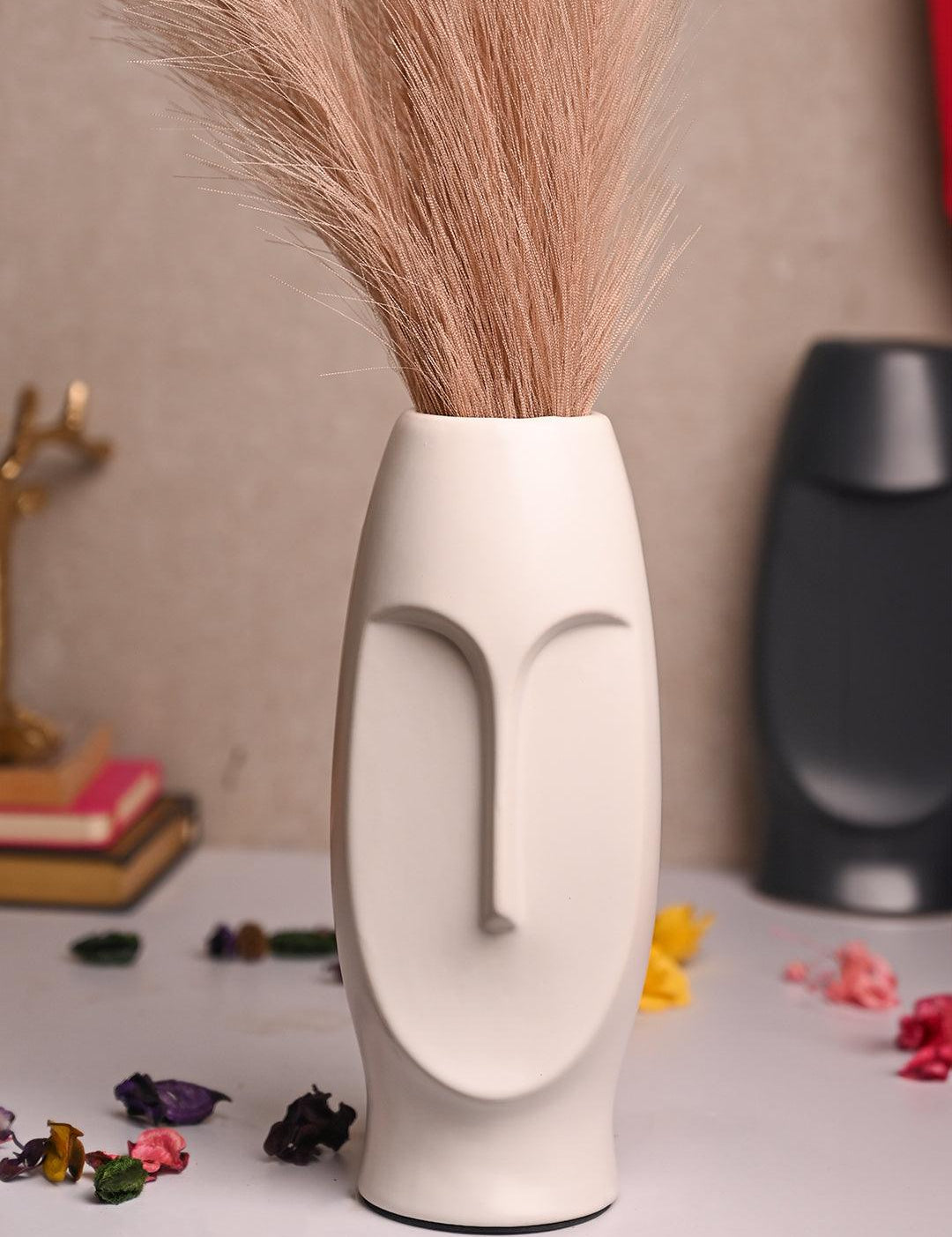 Stylish White Face Shape Vase - MARKET99