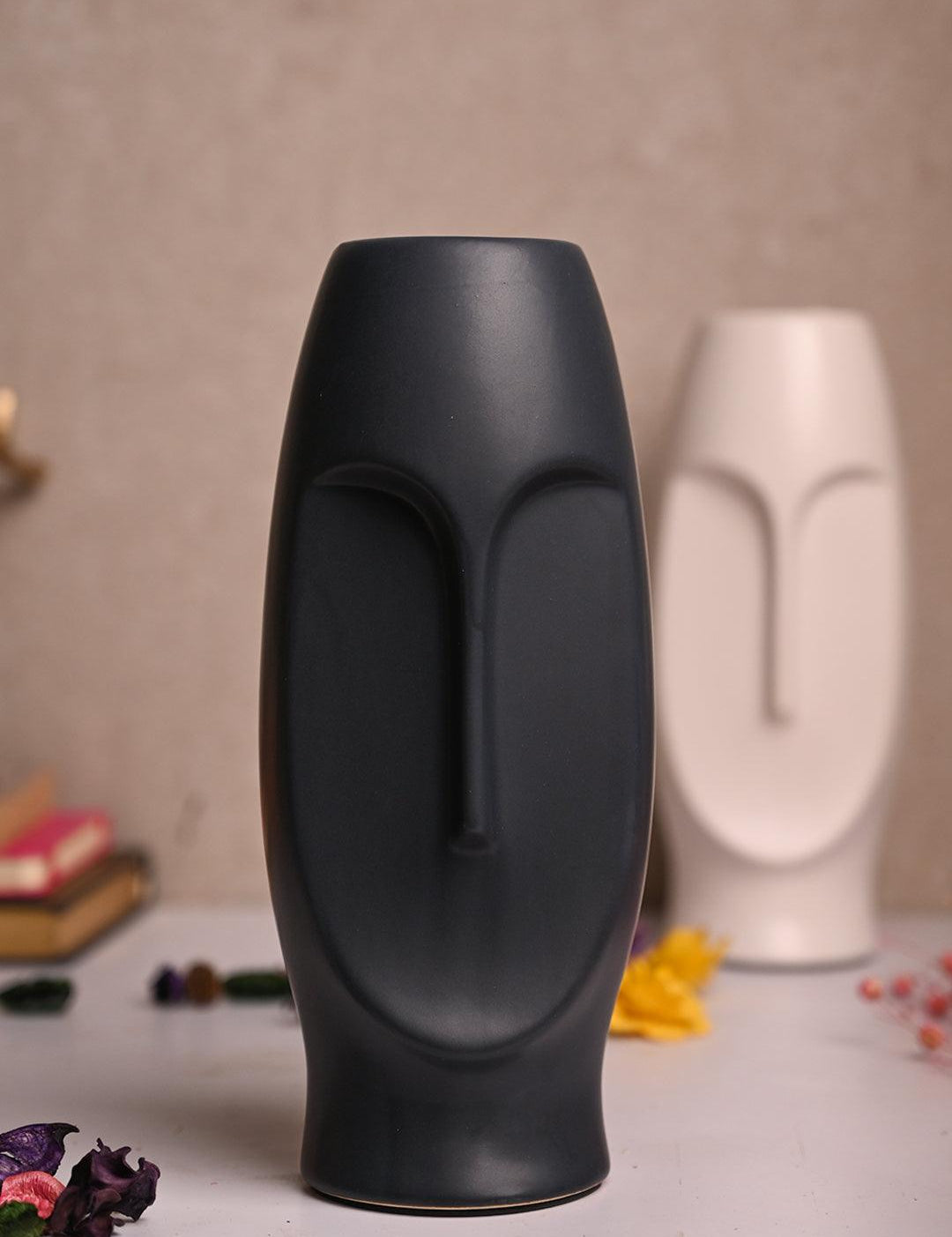 Stylish Black Face Shape Vase - MARKET99