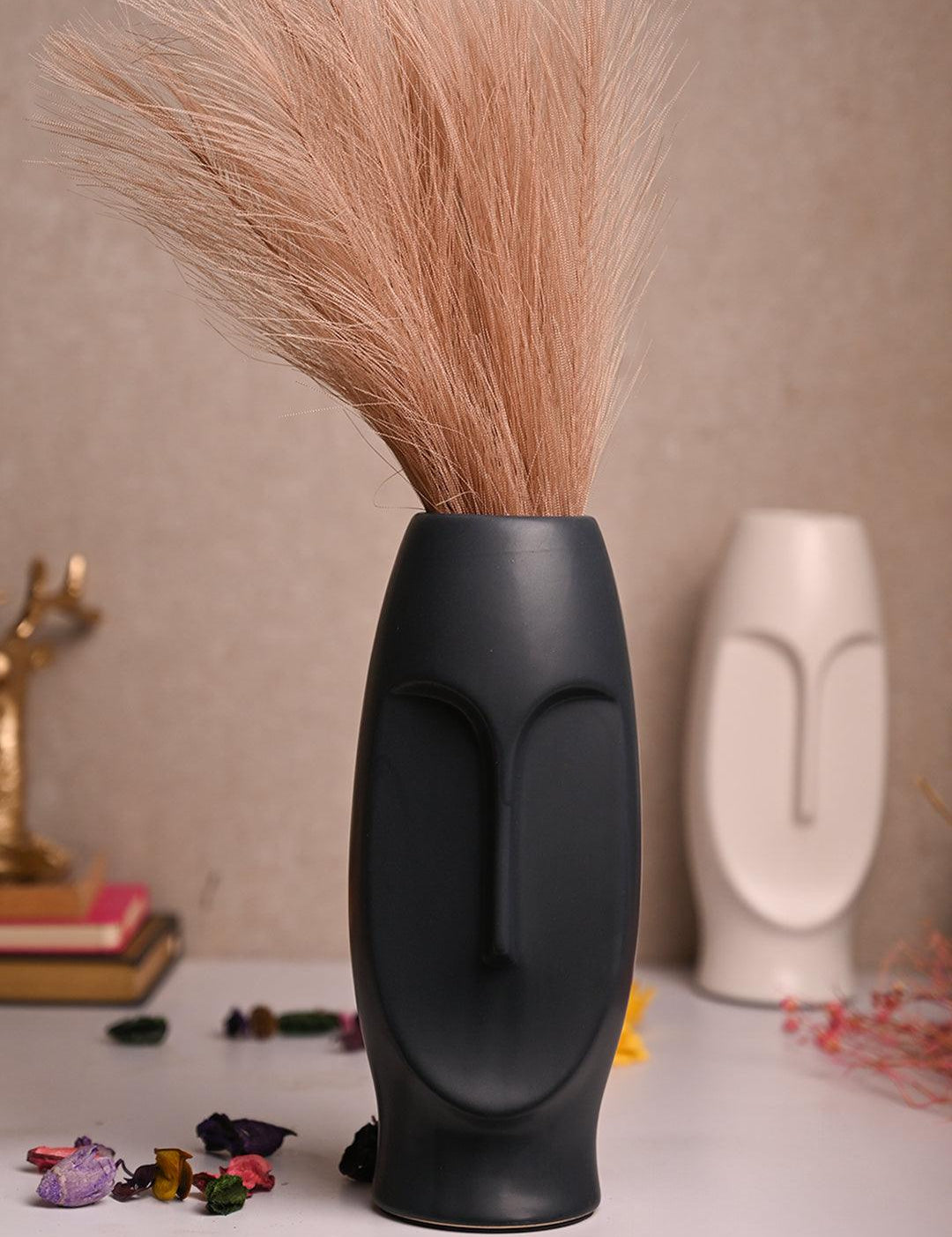 Stylish Black Face Shape Vase - MARKET99