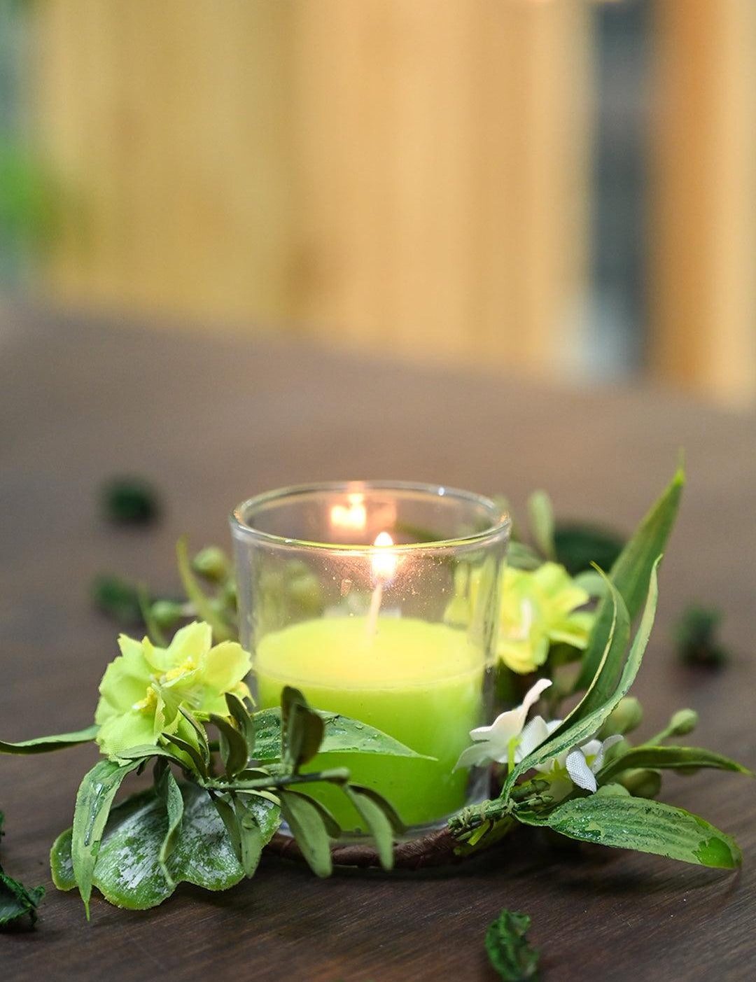 Lily Scented Candle - MARKET99