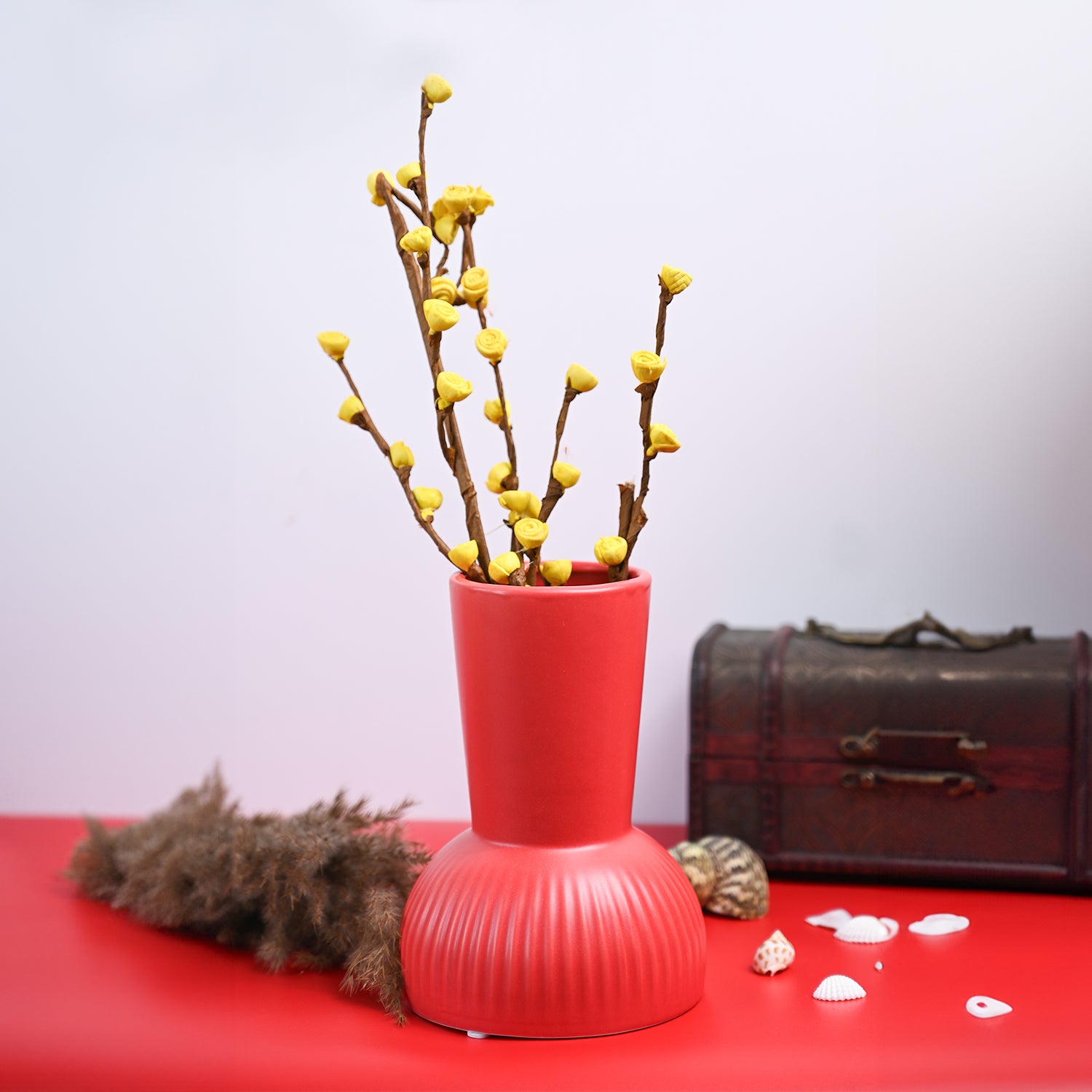 VON CASA Ceramic Red Vase