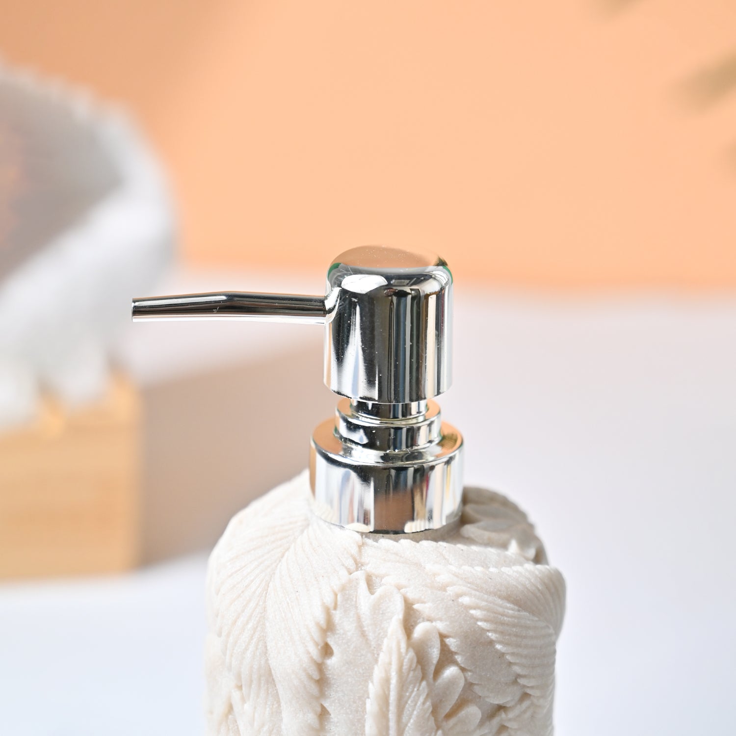 VON CASA Off White Bathroom - Set Of 2