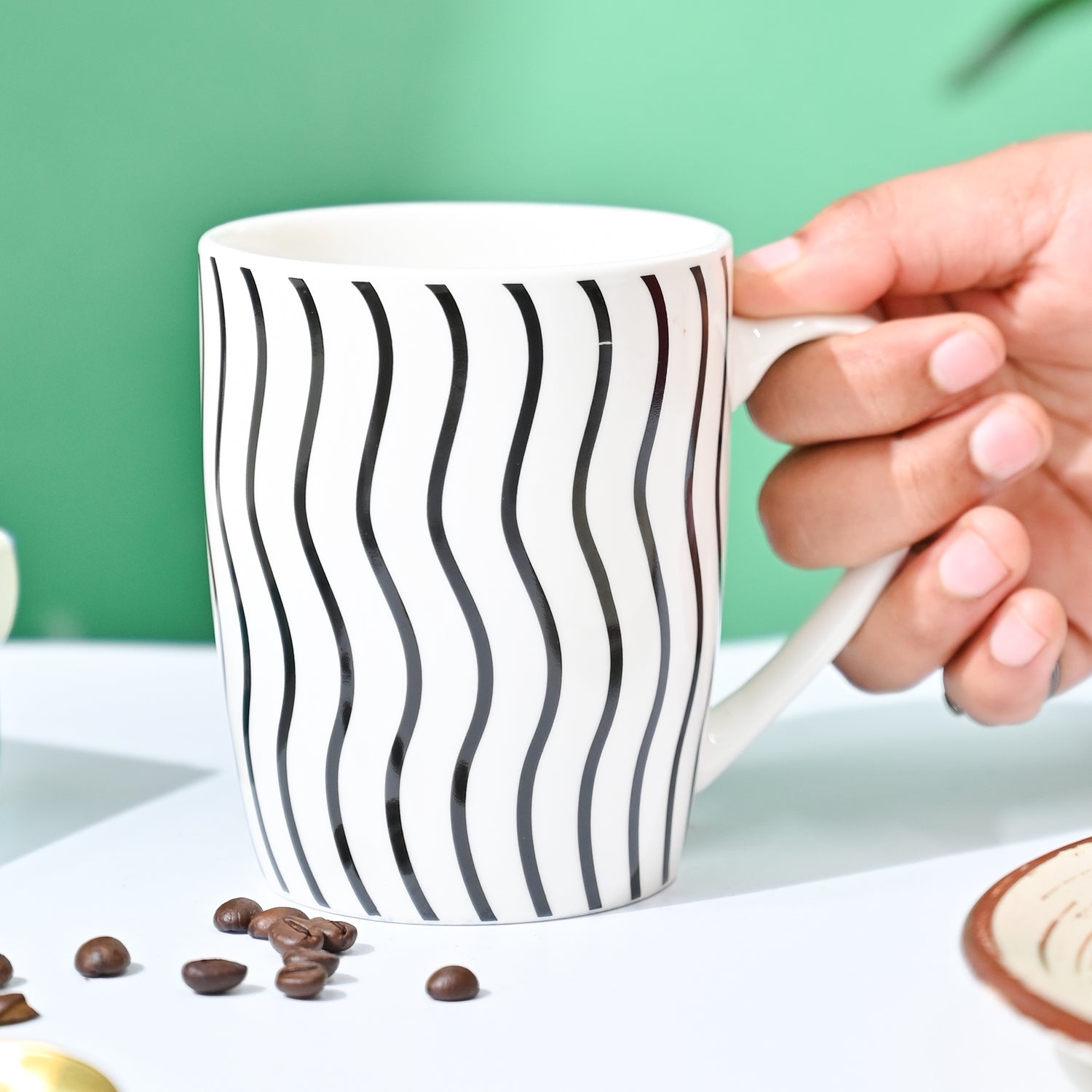 VON CASA Black & White Mug - 380Ml