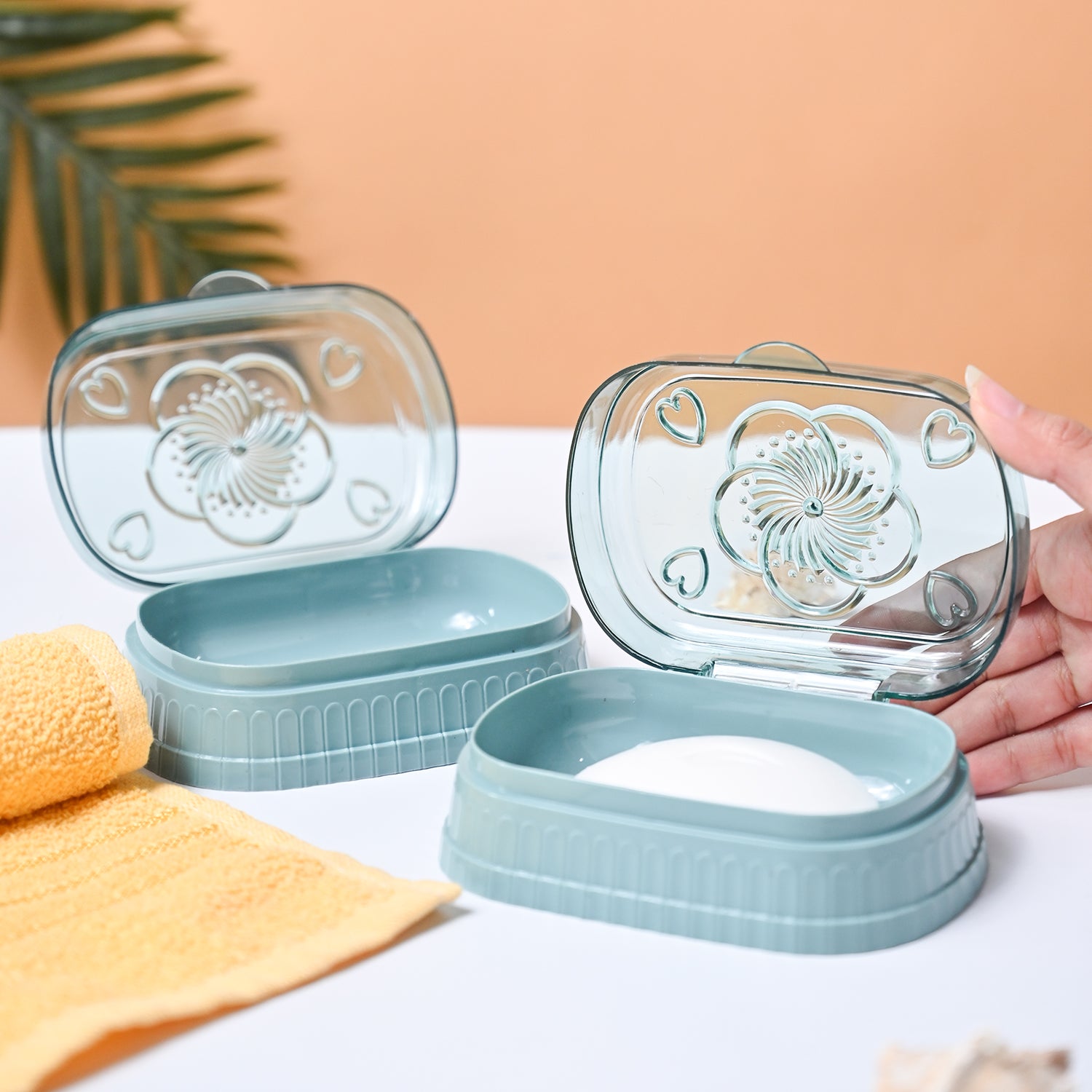 Market99 Plastic Teal Soap Dish Holders