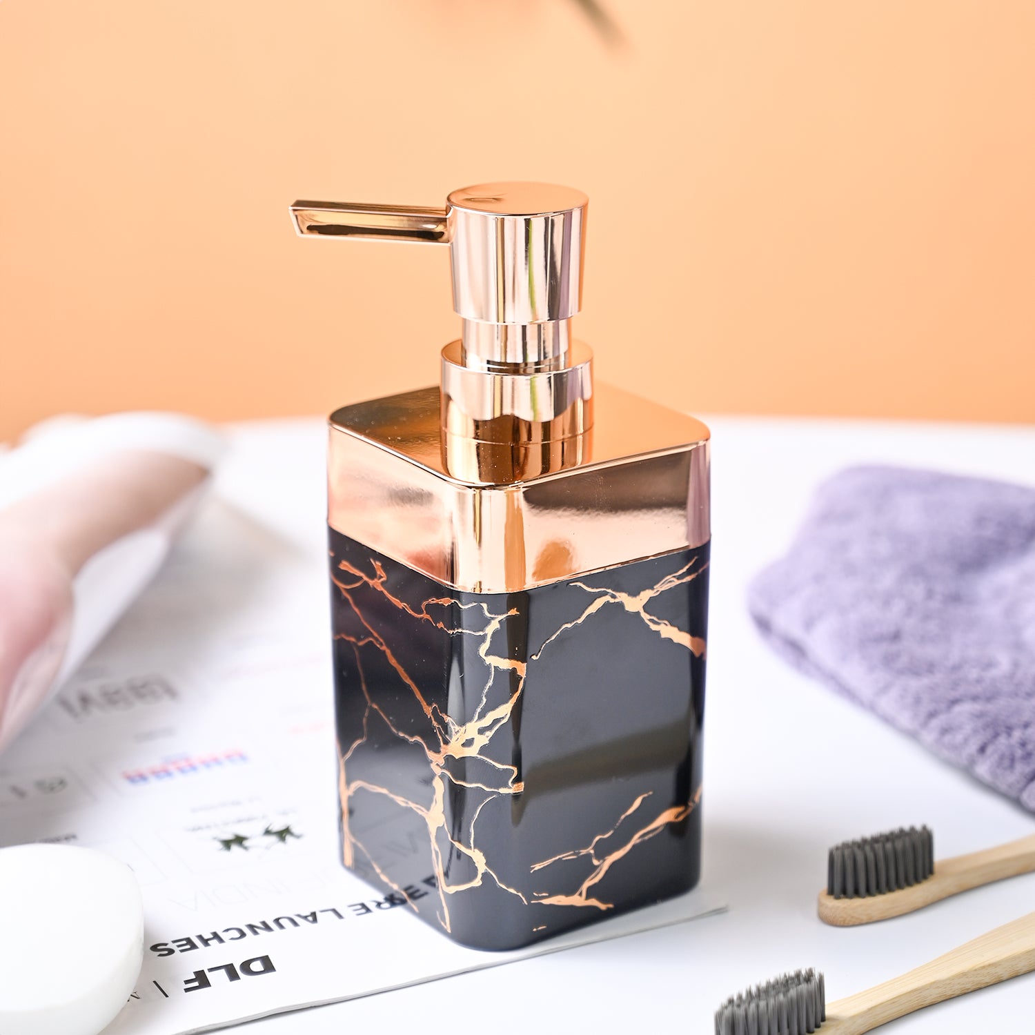 VON CASA Marble Soap Dispenser - Black