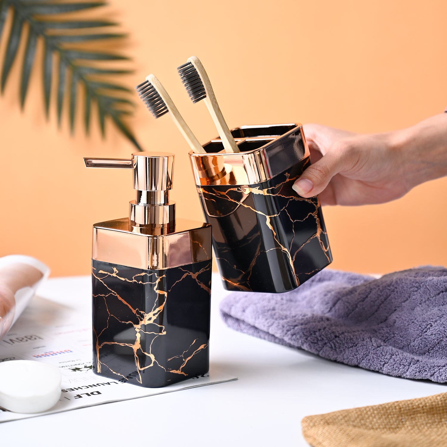 VON CASA Marble Textured  Bathroom Set - Black