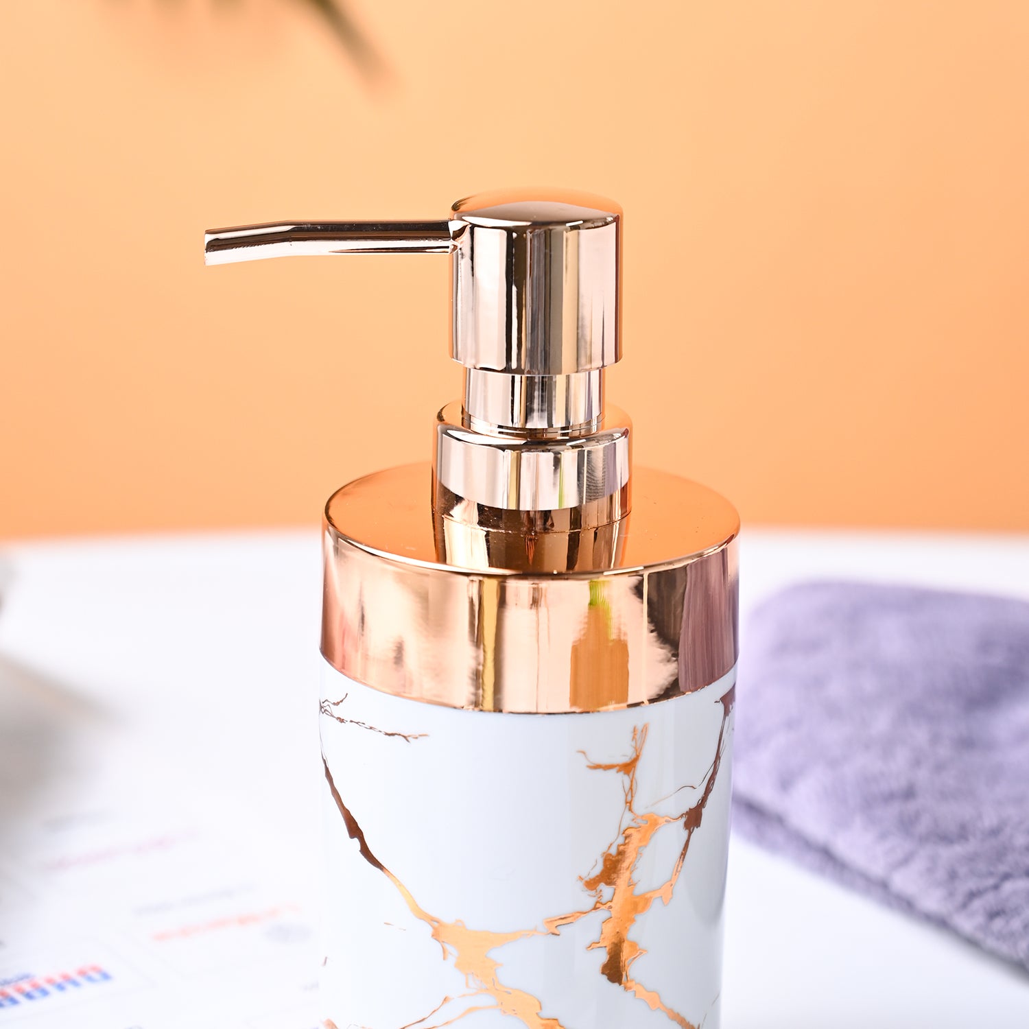 VON CASA Marble Soap Dispenser - White