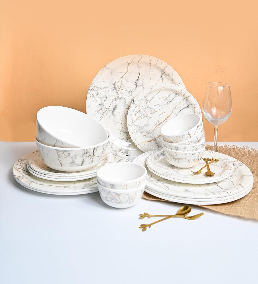 MARKET99 White Static Dinner Set - MARKET99