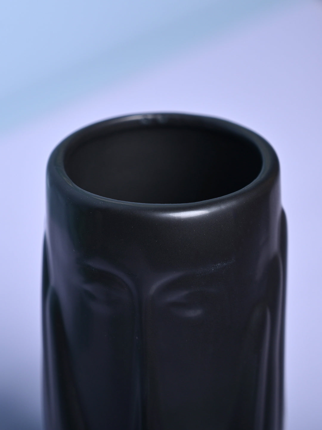 Black Glossy Ceramic Vase - Modern Artistry - MARKET99