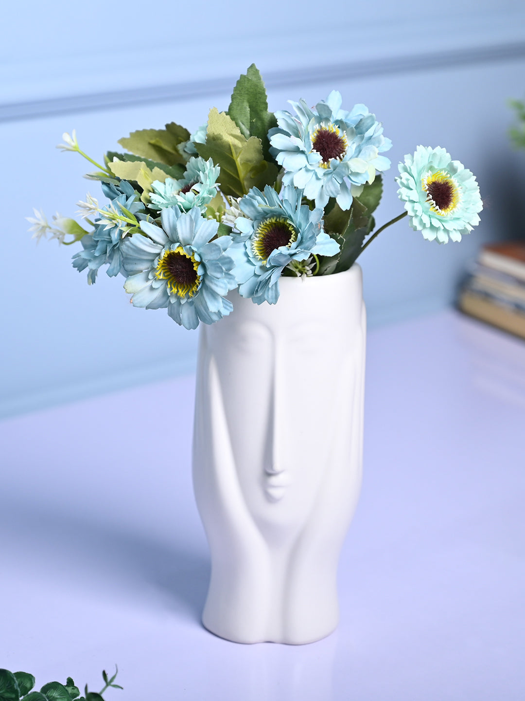 White Glossy Ceramic Vase - Stylish Simplicity - MARKET99