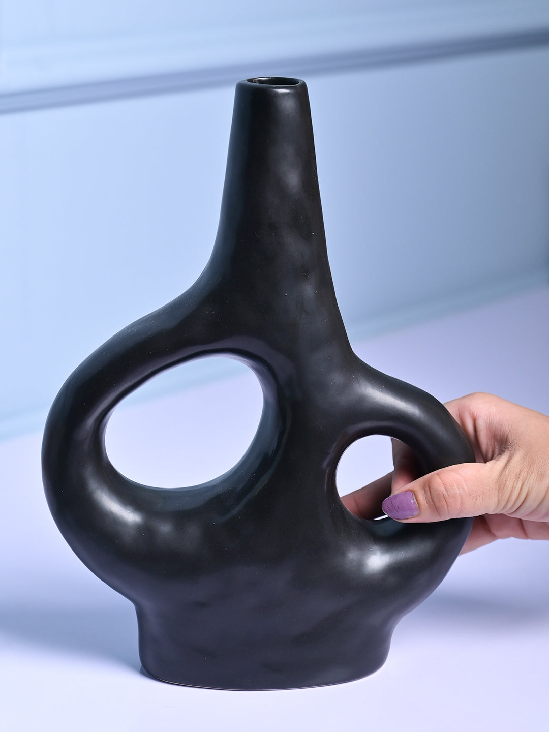 Modern Black Ceramic Vase - MARKET99