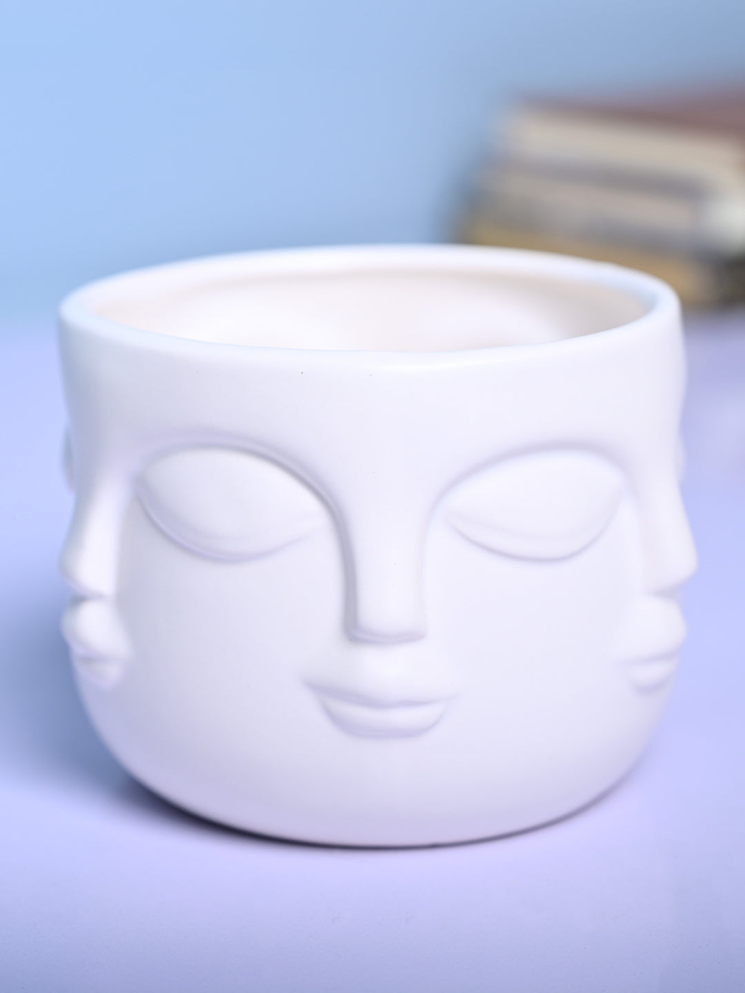 Stylish White Ceramic Face Vase - MARKET99