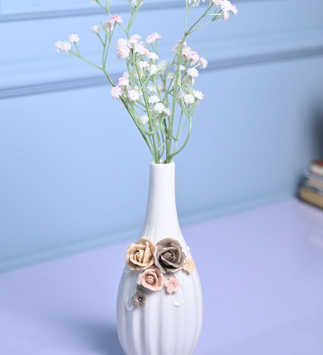 Timeless Beauty - White Cylindrical Vase - MARKET99