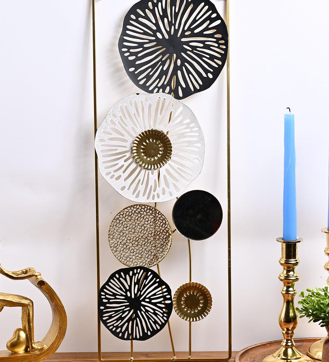 Sophisticated Bloom - Rectangular Golden Wall Plaque - MARKET99