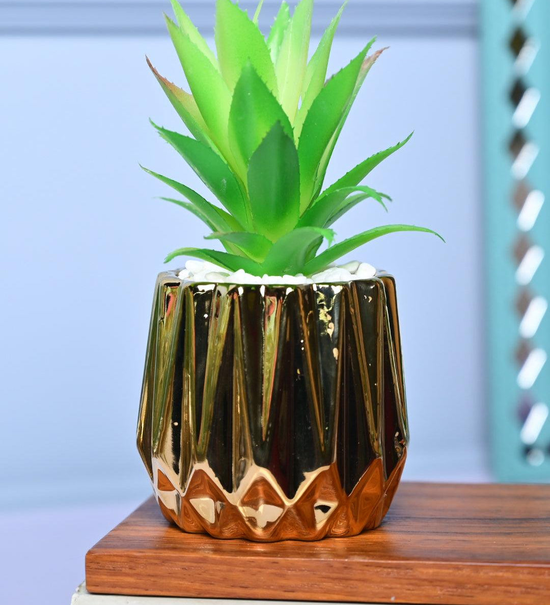Chic & Glossy - Zigzag Design Faux Plant with Ceramic Pot - MARKET99