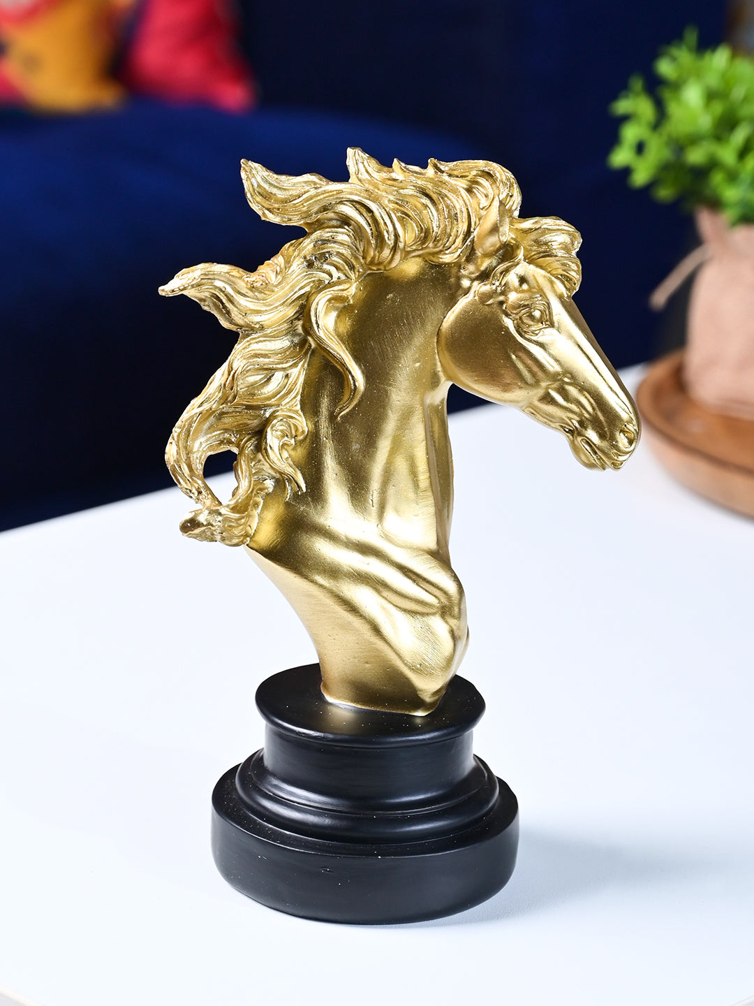 Majestic Horse Decor Object - Golden & Black Elegance - MARKET99