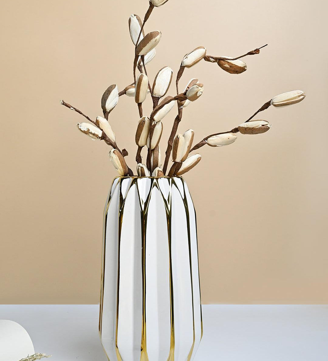 White and Gold Ceramic Vase - MARKET99