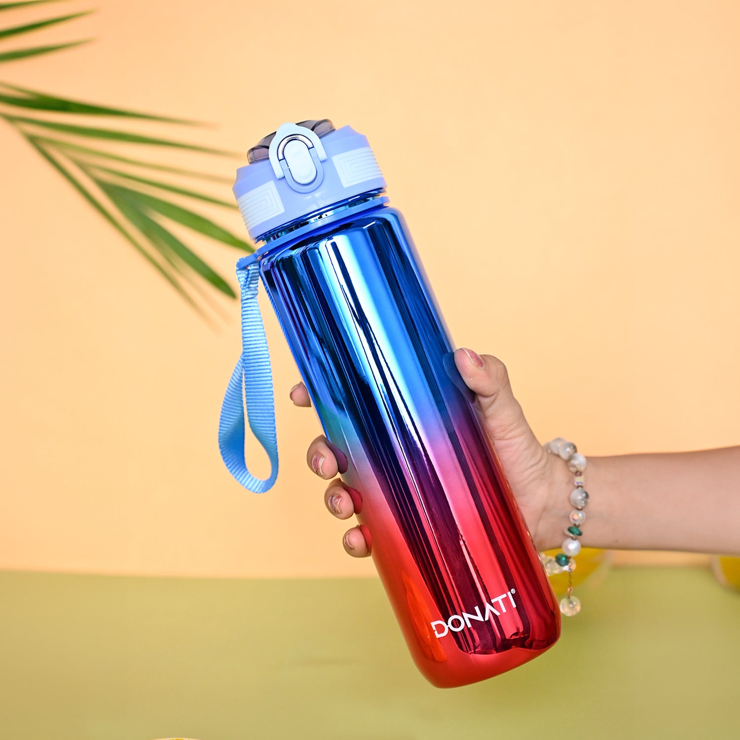 Donati Travel Bottle 1000ML - Pink & Blue Plastic Glossy Finish