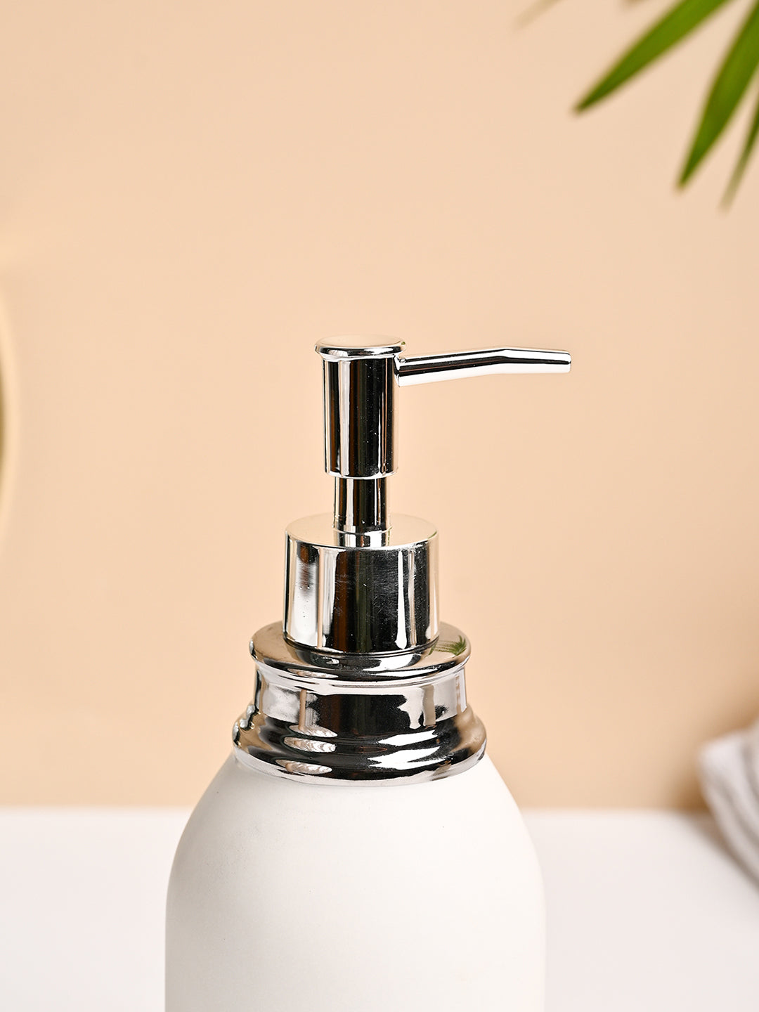 VON CASA White Ceramic Soap Dispenser - 480ml - MARKET99