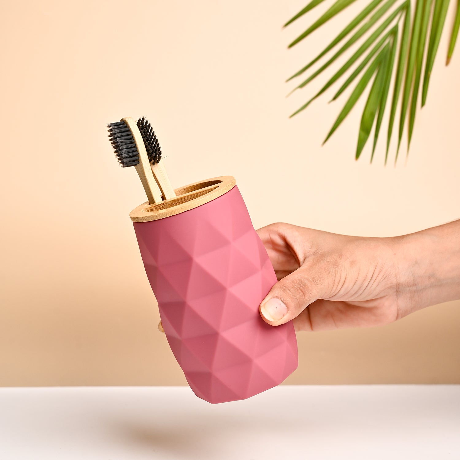 VON CASA Pink Toothbrush Holder