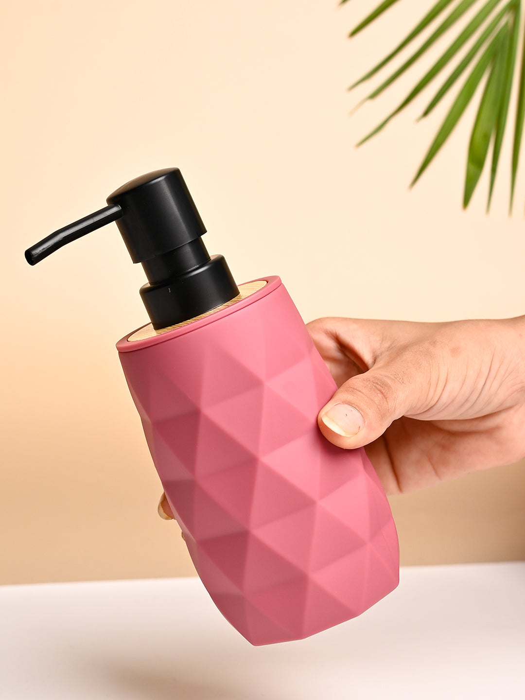 VON CASA Pink Plastic Soap Dispenser - 250ml - MARKET99