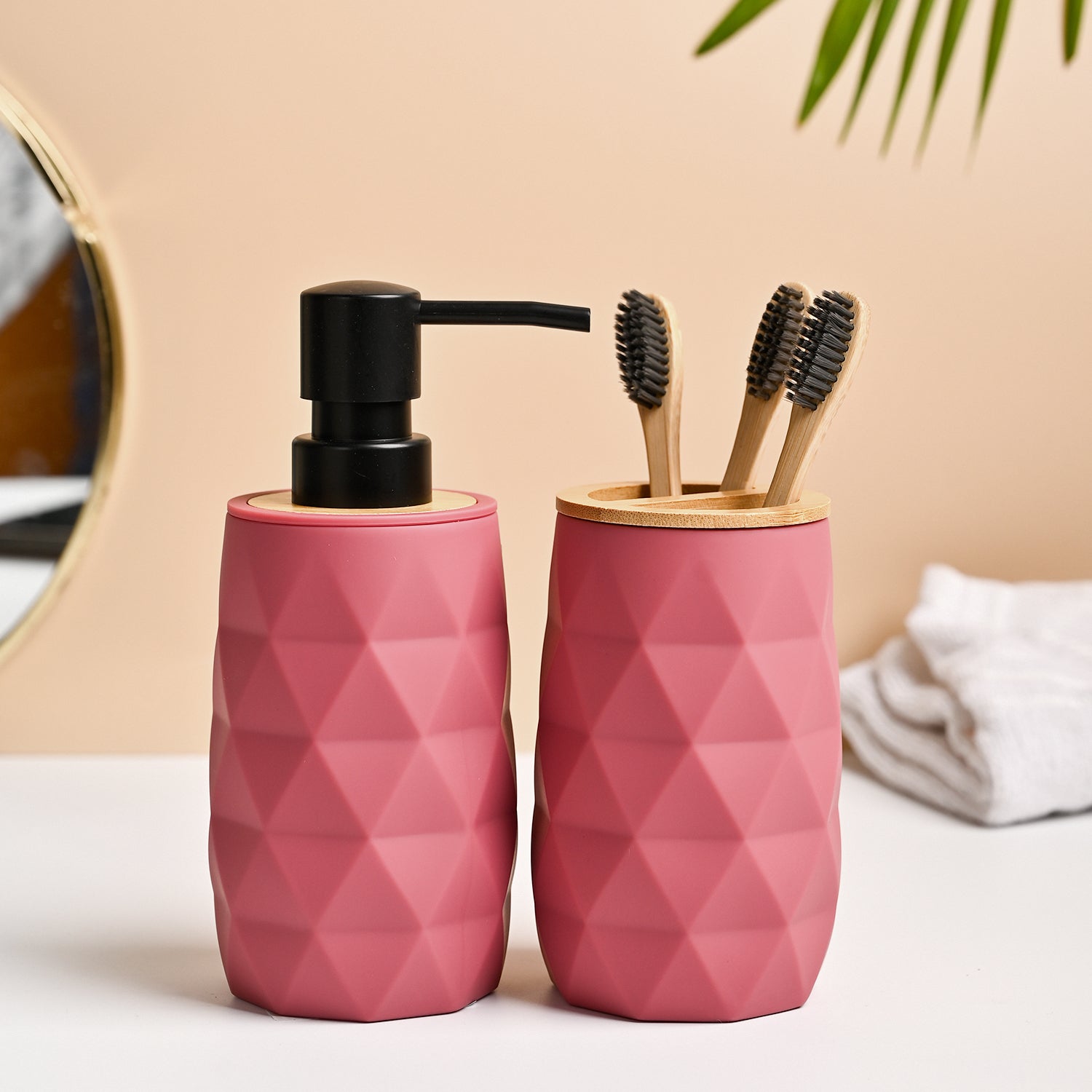 VON CASA 2Pcs Plastic Bathroom Set