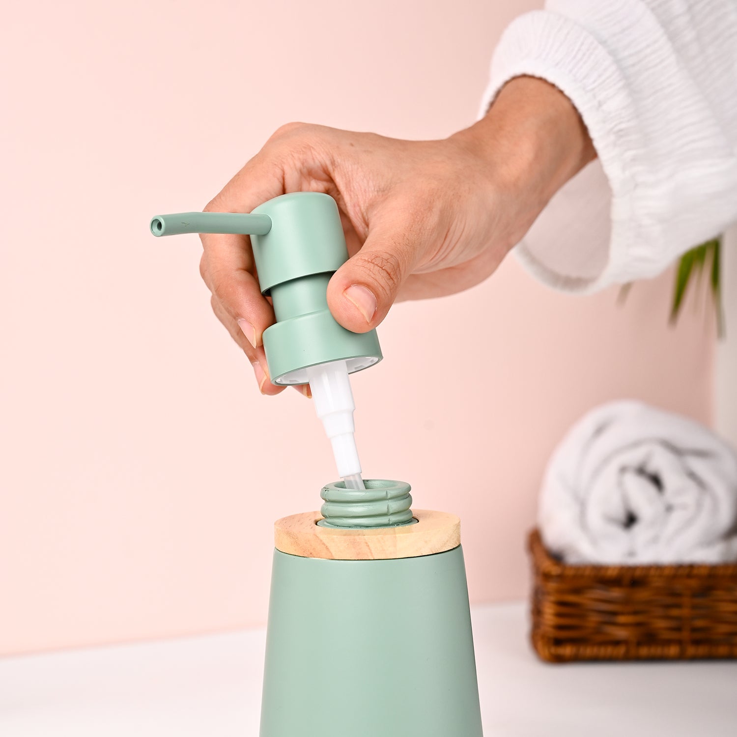 VON CASA Green Polyresin Soap Dispenser - 180ml