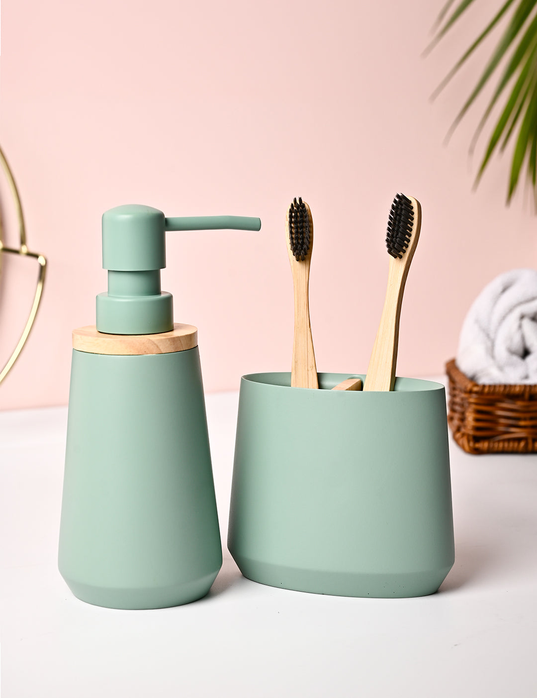 VON CASA 2Pcs Green Polyresin Bathroom Set - MARKET99