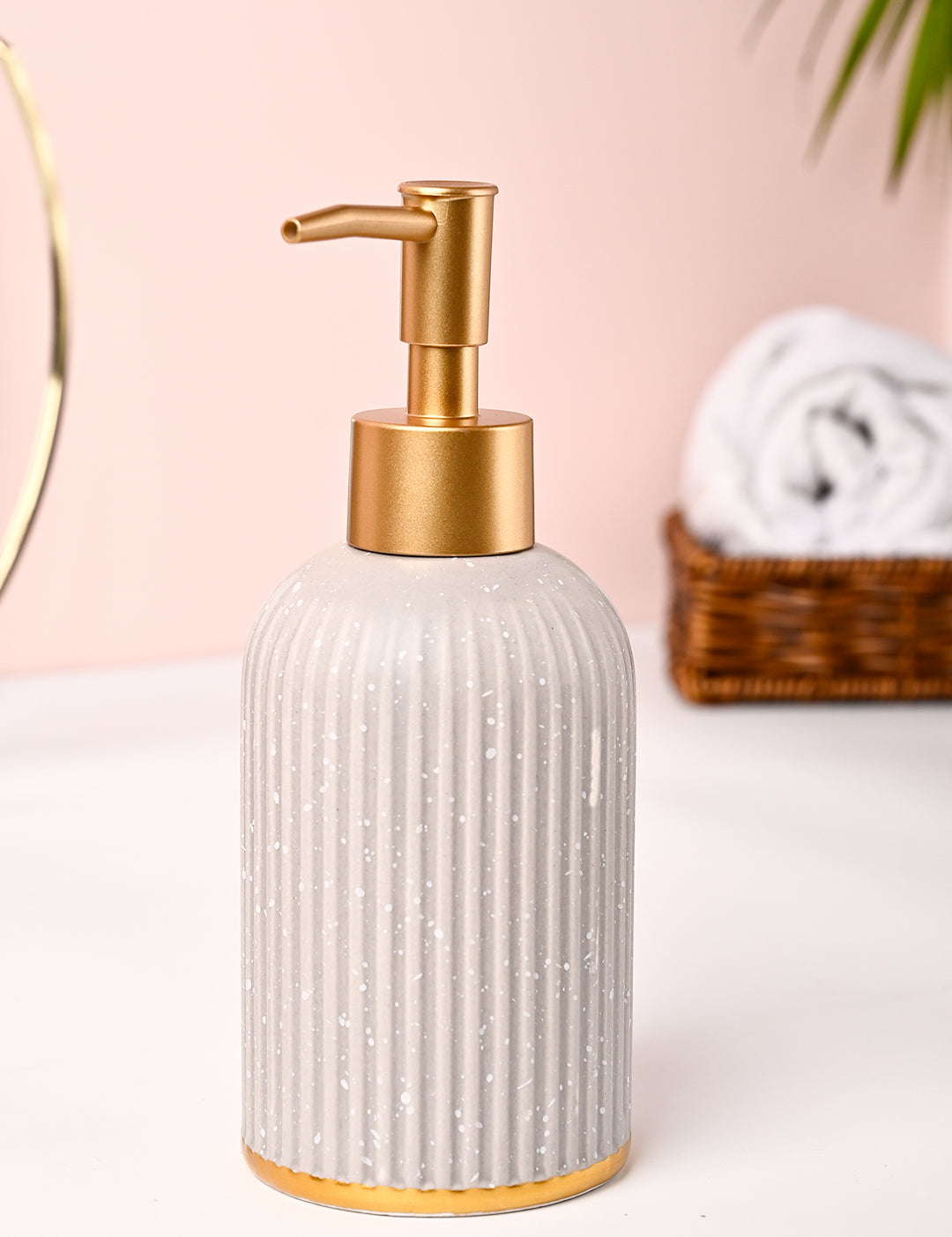 VON CASA Off-White Polyresin Soap Dispenser - 212ml - MARKET99