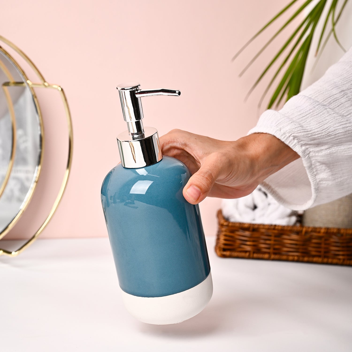 VON CASA Blue & White Polyresin Soap Dispenser - 228ml