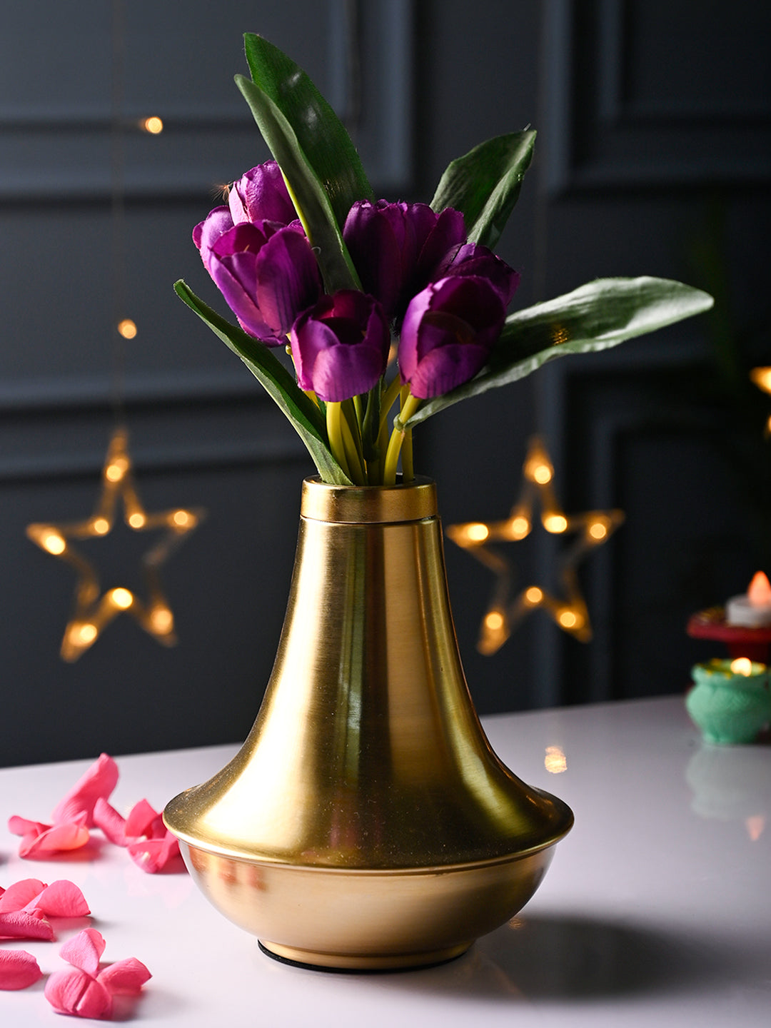 VON CASA Metal Flower Vase - Surahi Shaped - MARKET99